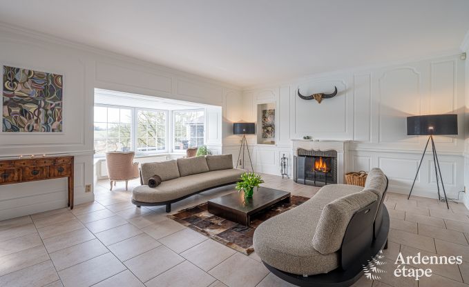 Luxusvilla in Cerfontaine: perfekt f�r 14 Personen, mit Innen- und Au�enpool, in der N�he der Lacs de l'Eau d'Heure