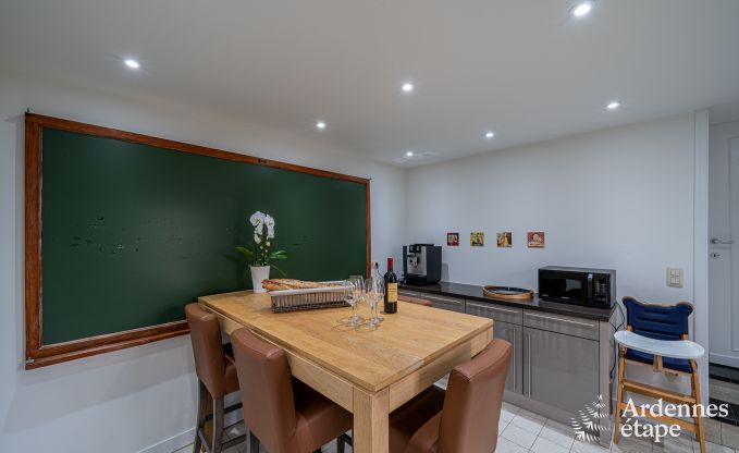 Luxusvilla in Cerfontaine: perfekt f�r 14 Personen, mit Innen- und Au�enpool, in der N�he der Lacs de l'Eau d'Heure