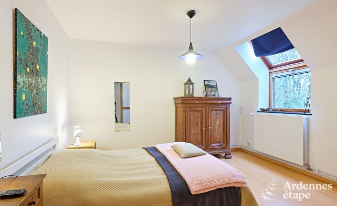 Ger�umiges Ferienhaus in Charleville f�r 15 Personen mit 7 Schlafzimmern, Sauna, Holzofen und privater Terrasse am Wasser