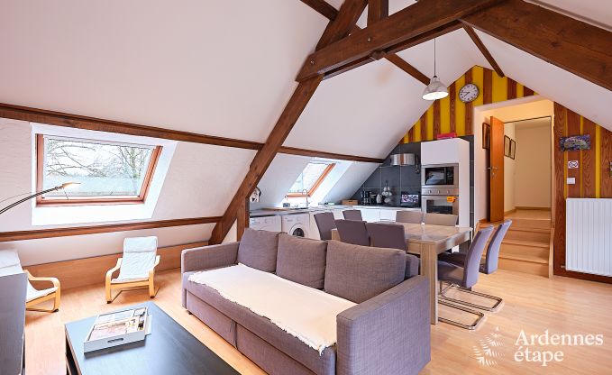 Ger�umiges Ferienhaus in Charleville f�r 15 Personen mit 7 Schlafzimmern, Sauna, Holzofen und privater Terrasse am Wasser