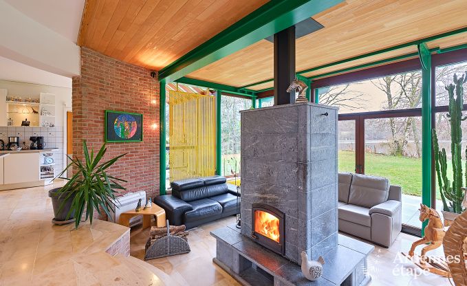 Ger�umiges Ferienhaus in Charleville f�r 15 Personen mit 7 Schlafzimmern, Sauna, Holzofen und privater Terrasse am Wasser