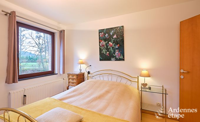 Ger�umiges Ferienhaus in Charleville f�r 15 Personen mit 7 Schlafzimmern, Sauna, Holzofen und privater Terrasse am Wasser