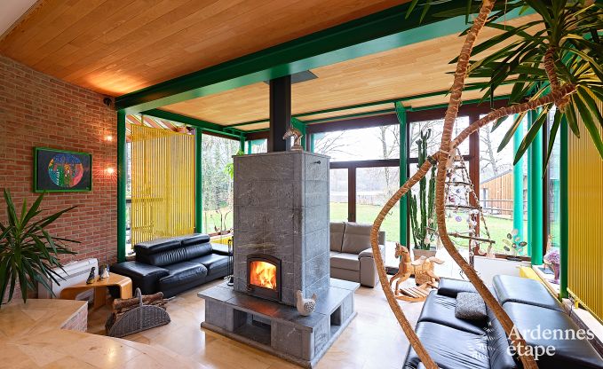 Ger�umiges Ferienhaus in Charleville f�r 15 Personen mit 7 Schlafzimmern, Sauna, Holzofen und privater Terrasse am Wasser