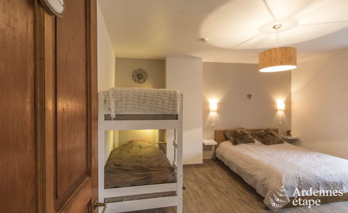 Ferienhaus Chassepierre 8/9 Pers. Ardennen