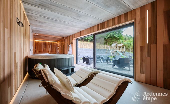 Gerumiges Loft fr 24 Personen in Chaudfontaine mit 10 Schlafzimmern, Wellness mit Sauna und Jacuzzi und Privatterrasse
