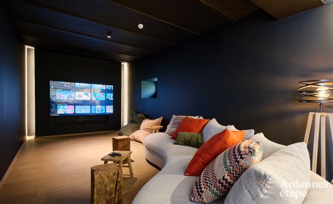 Gerumiges Loft fr 24 Personen in Chaudfontaine mit 10 Schlafzimmern, Wellness mit Sauna und Jacuzzi und Privatterrasse