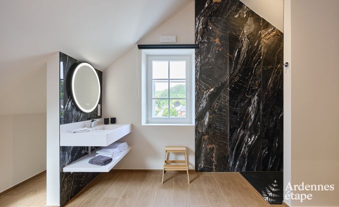 Gerumiges Loft fr 24 Personen in Chaudfontaine mit 10 Schlafzimmern, Wellness mit Sauna und Jacuzzi und Privatterrasse