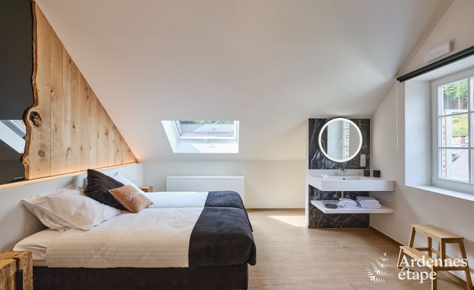 Gerumiges Loft fr 24 Personen in Chaudfontaine mit 10 Schlafzimmern, Wellness mit Sauna und Jacuzzi und Privatterrasse