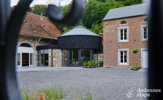 Ger�umiges Loft f�r 24 Personen in Chaudfontaine mit 10 Schlafzimmern, Wellness mit Sauna und Jacuzzi und Privatterrasse