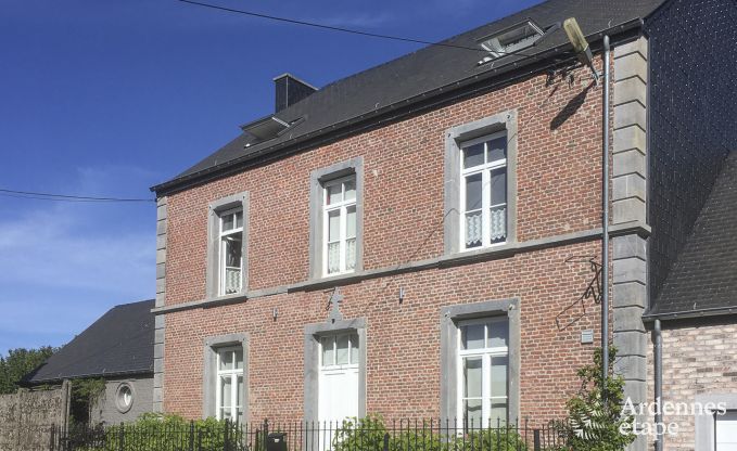 Charmantes Ferienhaus in Chimay f�r 12 Personen mit Sauna, Spielzimmer und privatem Garten