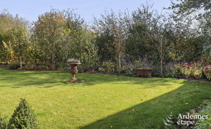 Charmantes Ferienhaus in Chimay f�r 12 Personen mit Sauna, Spielzimmer und privatem Garten