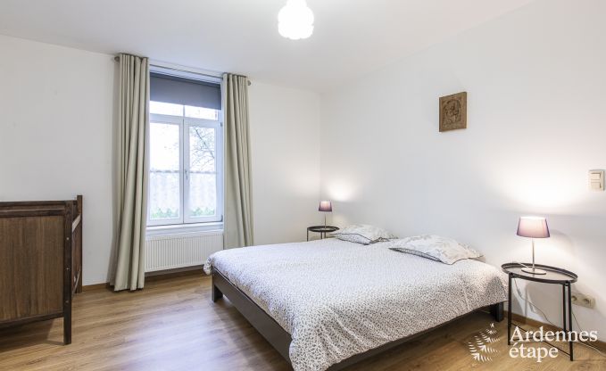 Charmantes Ferienhaus in Chimay f�r 12 Personen mit Sauna, Spielzimmer und privatem Garten