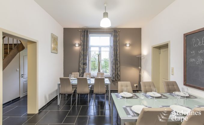 Charmantes Ferienhaus in Chimay f�r 12 Personen mit Sauna, Spielzimmer und privatem Garten