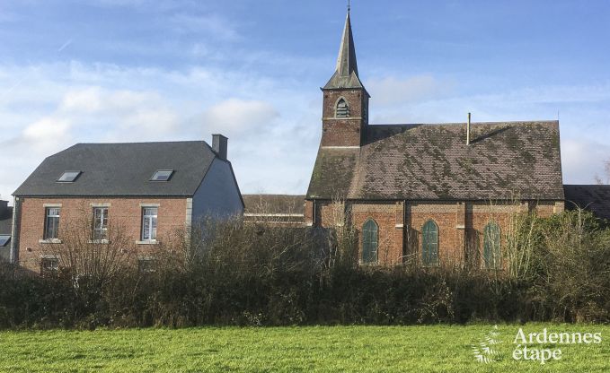 Charmantes Ferienhaus in Chimay f�r 12 Personen mit Sauna, Spielzimmer und privatem Garten