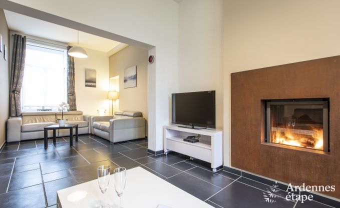 Charmantes Ferienhaus in Chimay f�r 12 Personen mit Sauna, Spielzimmer und privatem Garten