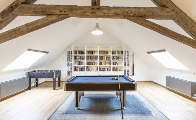 Charmantes Ferienhaus in Chimay f�r 12 Personen mit Sauna, Spielzimmer und privatem Garten