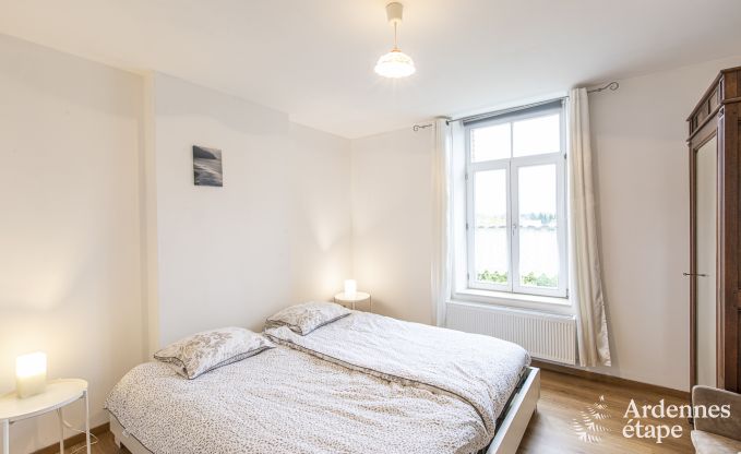 Charmantes Ferienhaus in Chimay f�r 12 Personen mit Sauna, Spielzimmer und privatem Garten