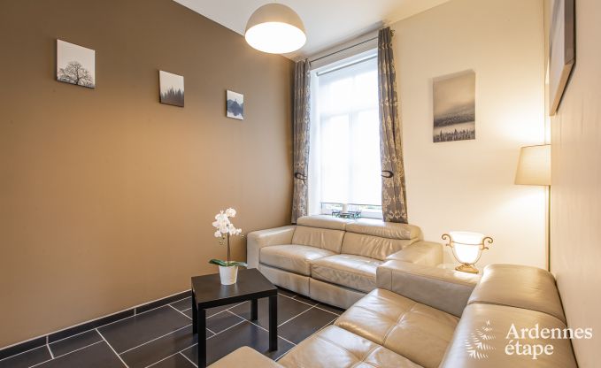 Charmantes Ferienhaus in Chimay f�r 12 Personen mit Sauna, Spielzimmer und privatem Garten