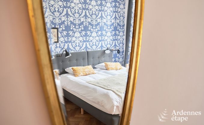 Gerumiges Loft in Chimay fr 14 Personen mit 6 Schlaf- und Badezimmern, Jacuzzi und Privatgarten