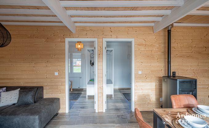 Charmantes Chalet f�r 5 am Ufer der Semois in Chiny, Gaume