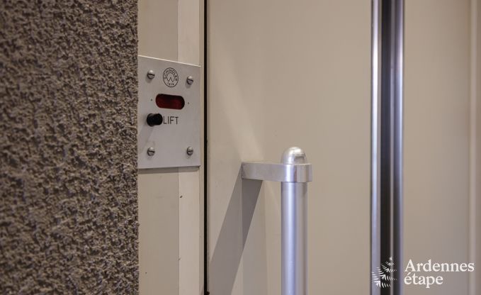 Luxusschloss Chiny 32 Pers. Ardennen Schwimmbad Wellness