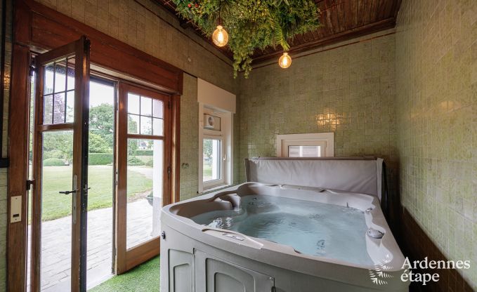 Luxusschloss Chiny 32 Pers. Ardennen Schwimmbad Wellness