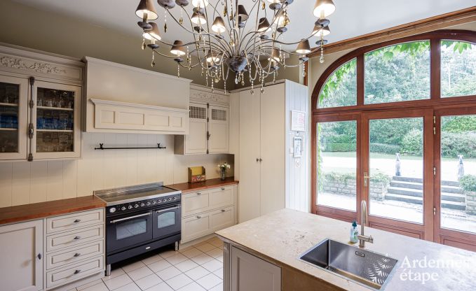 Luxusschloss Chiny 32 Pers. Ardennen Schwimmbad Wellness