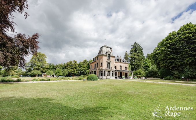 Luxusschloss Chiny 32 Pers. Ardennen Schwimmbad Wellness