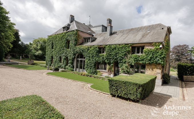 Luxusschloss Chiny 32 Pers. Ardennen Schwimmbad Wellness