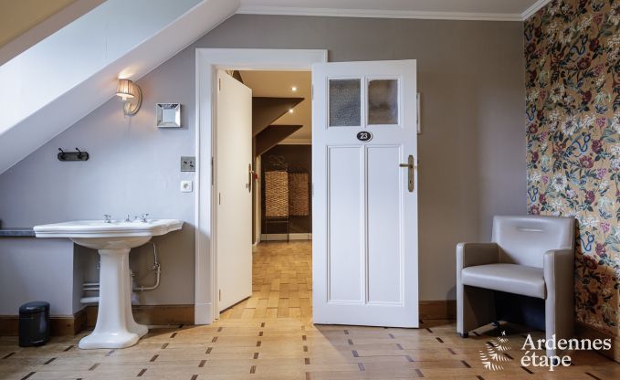 Luxusschloss Chiny 32 Pers. Ardennen Schwimmbad Wellness