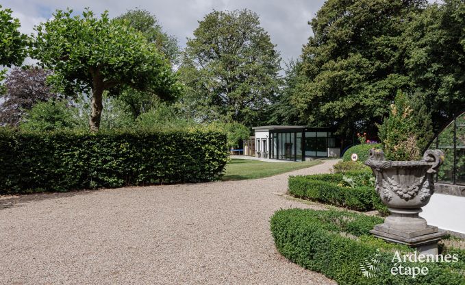 Luxusschloss Chiny 32 Pers. Ardennen Schwimmbad Wellness