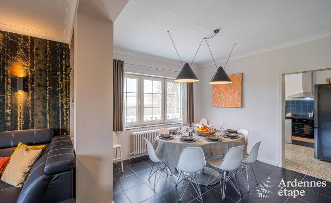 Luxusferienhaus in Ciney: Haus fr 8 Personen mit Innenpool, Sauna und Privatgarten