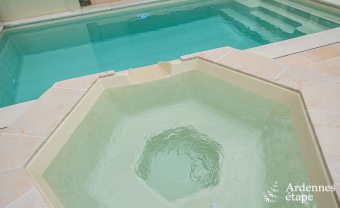 Luxusferienhaus in Ciney: Haus fr 8 Personen mit Innenpool, Sauna und Privatgarten
