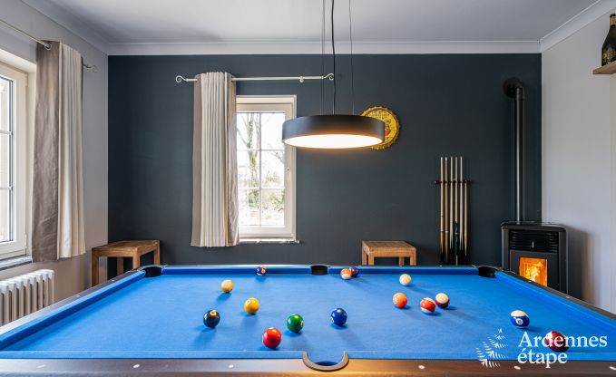 Luxusferienhaus in Ciney: Haus fr 8 Personen mit Innenpool, Sauna und Privatgarten