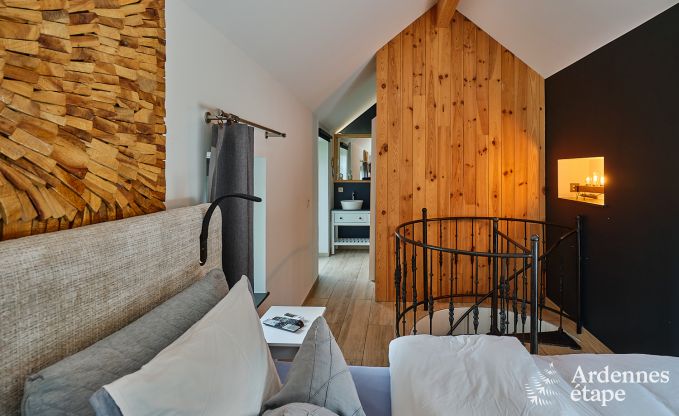 Luxuri�ses Ferienhaus f�r 4 Personen mit Schwimmbad, Sauna und Whirlpool in Ciney