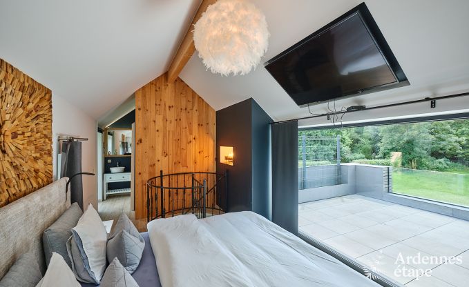 Luxuri�ses Ferienhaus f�r 4 Personen mit Schwimmbad, Sauna und Whirlpool in Ciney