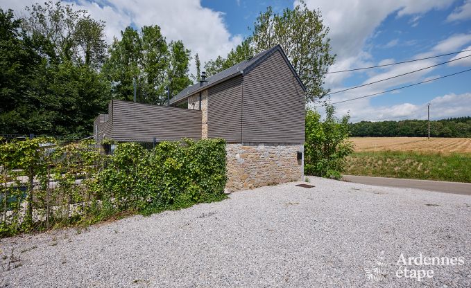 Luxuri�ses Ferienhaus f�r 4 Personen mit Schwimmbad, Sauna und Whirlpool in Ciney