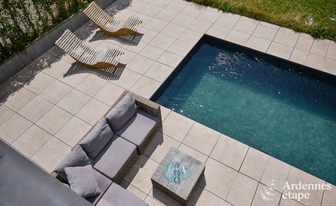 Luxuri�ses Ferienhaus f�r 4 Personen mit Schwimmbad, Sauna und Whirlpool in Ciney