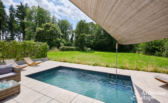 Luxuri�ses Ferienhaus f�r 4 Personen mit Schwimmbad, Sauna und Whirlpool in Ciney