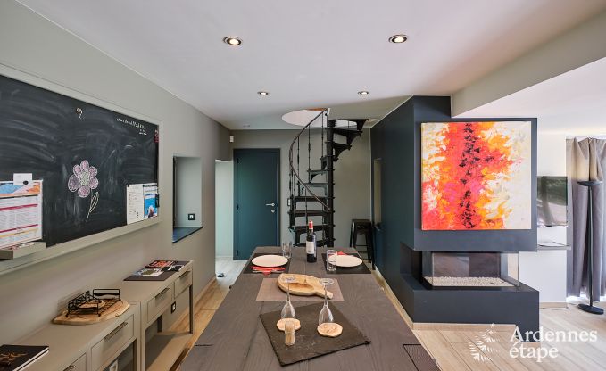 Luxuri�ses Ferienhaus f�r 4 Personen mit Schwimmbad, Sauna und Whirlpool in Ciney