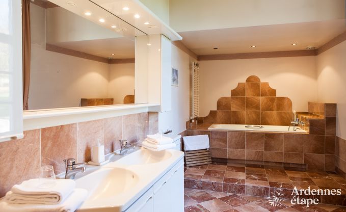 Schloss Ciney 31 Pers. Ardennen Wellness Behinderten gerecht