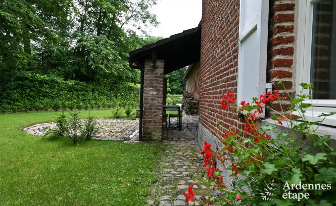 Gem�tliches Ferienhaus f�r 4 Personen in Ciney mit privatem Garten und Holzofen