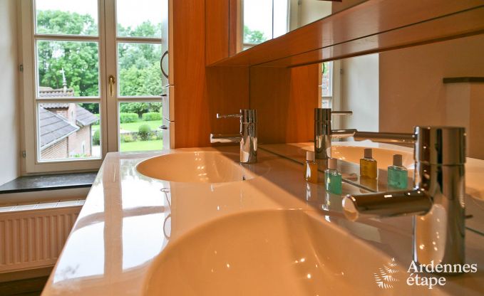 Gem�tliches Ferienhaus f�r 4 Personen in Ciney mit privatem Garten und Holzofen