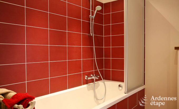 Gem�tliches Ferienhaus f�r 4 Personen in Ciney mit privatem Garten und Holzofen