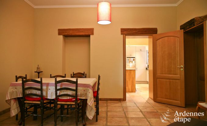 Gem�tliches Ferienhaus f�r 4 Personen in Ciney mit privatem Garten und Holzofen