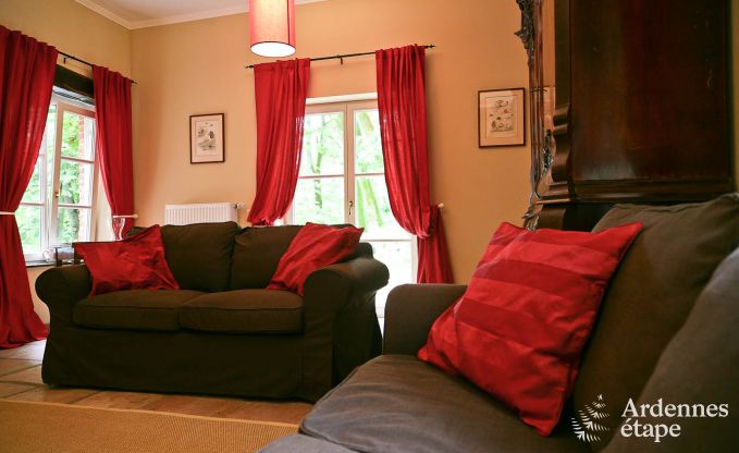 Gem�tliches Ferienhaus f�r 4 Personen in Ciney mit privatem Garten und Holzofen