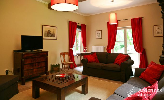 Gem�tliches Ferienhaus f�r 4 Personen in Ciney mit privatem Garten und Holzofen