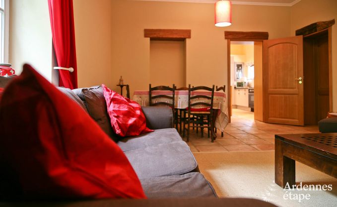 Gem�tliches Ferienhaus f�r 4 Personen in Ciney mit privatem Garten und Holzofen
