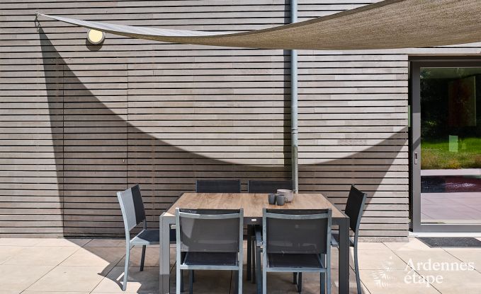 Luxuri�ses Ferienhaus f�r 4 Personen mit Schwimmbad, Sauna und Whirlpool in Ciney