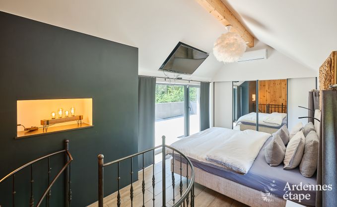 Luxuri�ses Ferienhaus f�r 4 Personen mit Schwimmbad, Sauna und Whirlpool in Ciney